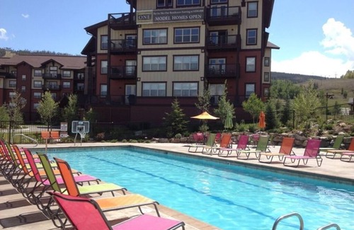 Silvercreek House | Beautiful 5 bedroom + sleeping loft ski-in/ski-out Mountain House