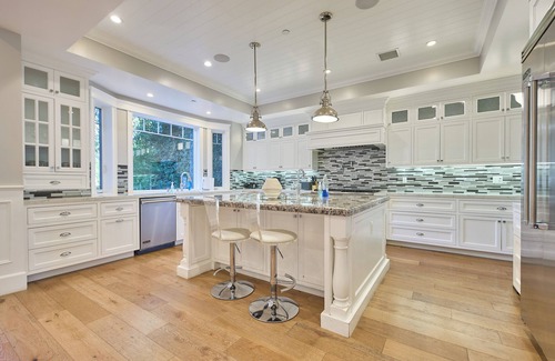 Little Armenia House | Beautiful 5 bedroom house in Los Angeles