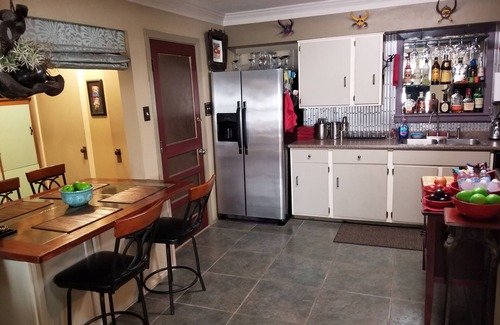 Skyview House | Beautiful 5 rm.Hardwood Austin Home!