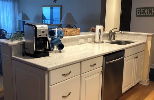 Fenwick Island Condo | Beautiful 5th Floor Direct Oceanfront Fenwick Tower Penthouse -Last Minute Rates