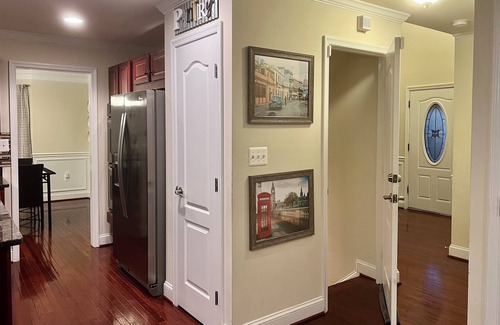 Montpelier House | Beautiful 6 bed/3.5 bath Retreat - Near Washington DC, Silver Spring & Baltimore