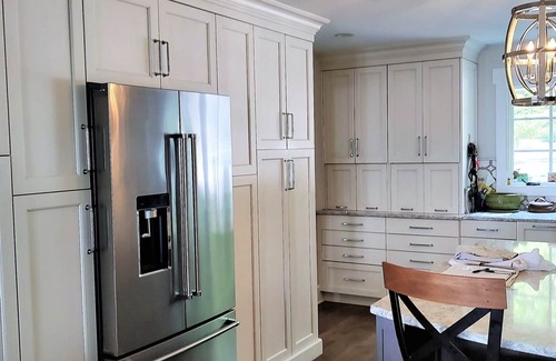 Arnold House | Beautiful 6 BR home on quiet, secluded lot, overlooking the Severn River