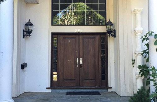 Newton House | Beautiful 6000 sq ft home 20 min to Boston