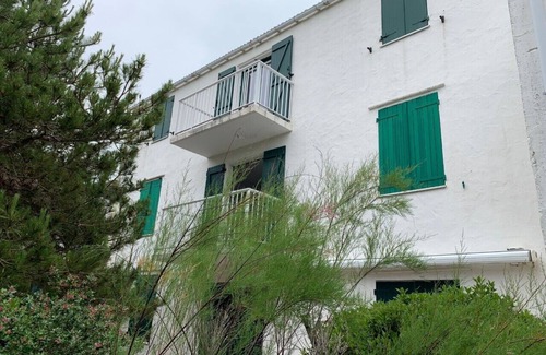 La Gueriniere Apartment | Beautiful 65m2 2-bedroom apartment, 200m from the beach