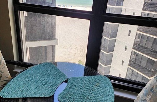 South Island Condo | Beautiful 7th Floor Updated Island Winds Condo with Assigned Covered Parking,.