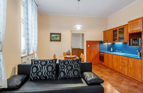 Tanvald Apartment | Beautiful apartment for 4 people with hot tub, WIFI, TV, pets allowed and parking