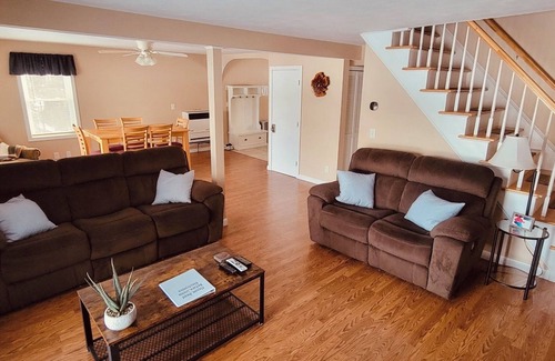 Errol House | Beautiful Akers Pond !