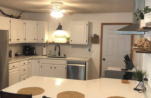 Blossvale House | Beautiful all new Blue Heron only a few feet from Oneida Lake