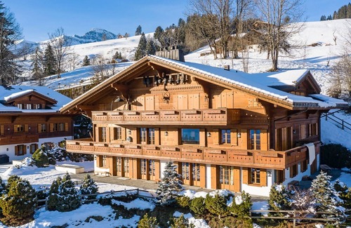 Rougemont Apartment | Beautiful Alpine Luxury Flat in Rougemont