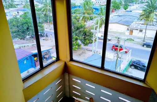 Tema Hotel | Beautiful ambiance and serene environment. Beautiful scenery and Greener. visit!