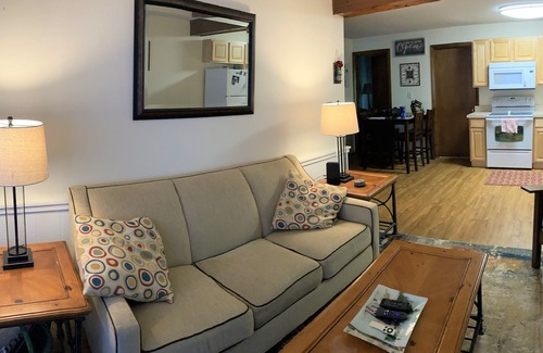 Bartlett Condo | Beautiful and bright updated chalet condominium across from Story Land!