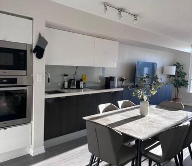 CityPlace Apartment | Beautiful and Central 3 Bedroom Condo with Parking