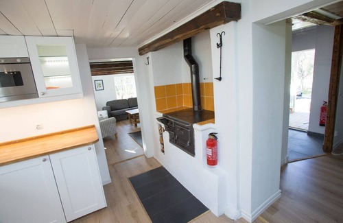 Ullared Cottage | Beautiful and comfortable, newly renovated, classic swedish 'torp' house.