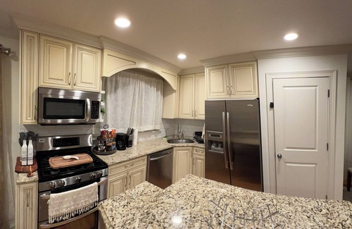 River Grove House | Beautiful and comfortable home close to O'HARE airport
