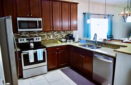 Marbella House | Beautiful and comfortable house for after de beach or the parks🏖️🎢🎆