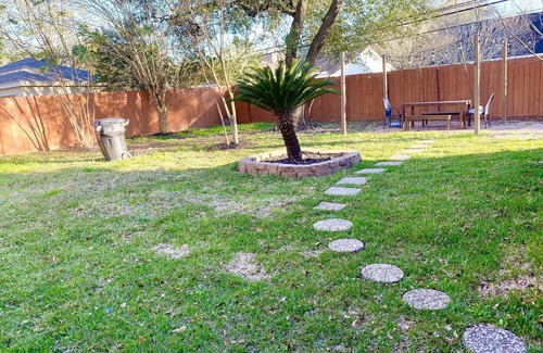 Westbury House | Beautiful and Convenient Ranch Style Home!