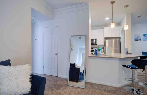 Dunwoody Apartment | Beautiful and Cozy 2 BR 2 BA