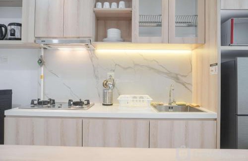 Mampang Prapatan Apartment | Beautiful and Cozy 2BR Samara Suites Apartment By Travelio