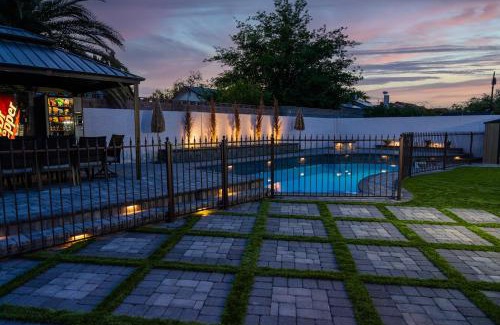 Las Vegas Villa | Beautiful and cozy family house pool and barbecue