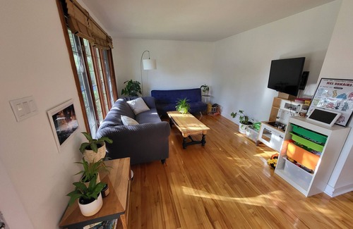 Longueuil House | Beautiful and cozy house on the south shore of Montreal, Longueuil Québec,