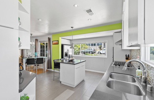 Linda Vista House | Beautiful and Cozy Home by Fashion Valley