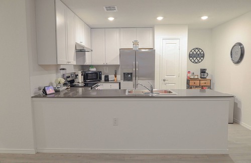 Southside House | Beautiful and Cozy 4-bedroom house San Antonio. TDY- Traveling Nurses Welcome