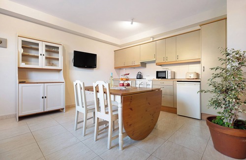 Puerto de la Cruz Apartment | Beautiful and bright apartment with terrace and direct entrance from the street. Very easy parking,