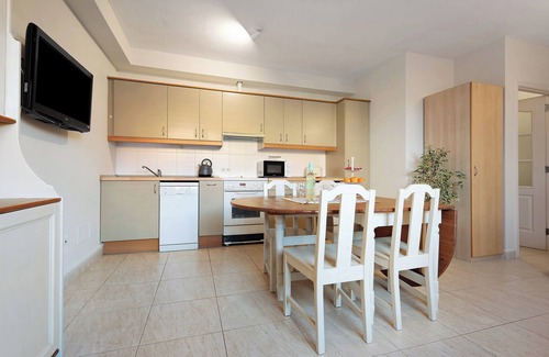 Puerto de la Cruz Apartment | Beautiful and bright apartment with terrace and direct entrance from the street. Very easy parking,