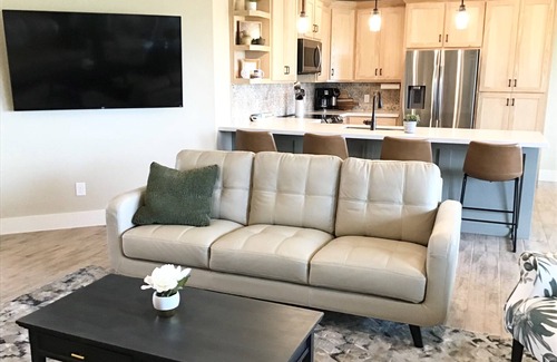 Laguna Vista House | Beautiful and modern new build -45 Val