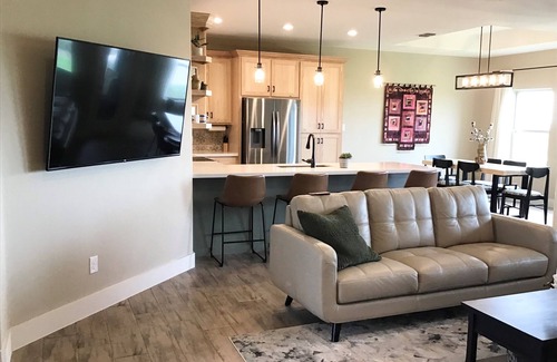Laguna Vista House | Beautiful and modern new build -45 Val