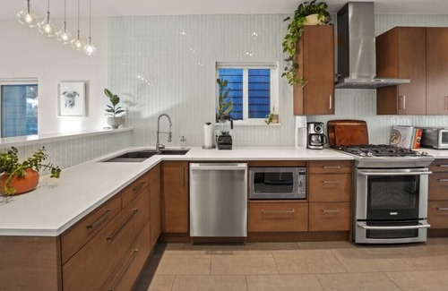 Grandview-Woodland House | Beautiful and Modern House near Commercial Drive