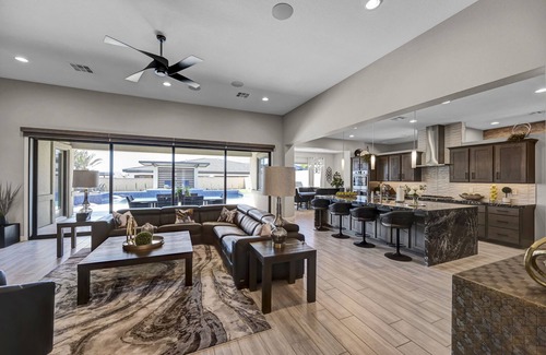 Centennial Hills House | Beautiful and Newly-Built Upscale Ranch Getaway