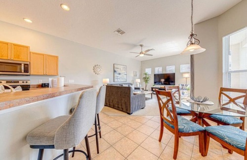 Tuscan Hills House | Beautiful And Peaceful 5 B/Room Home Private Pool