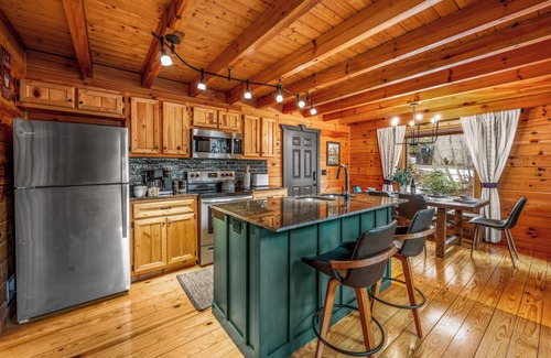 Chalet Village Cabin | Beautiful and Peaceful Log cabin