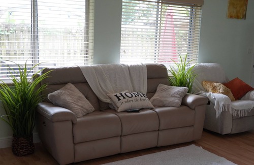 North Lauderdale House | BEAUTIFUL AND QUIET 1/1 HOME ALL TO YOURSELF