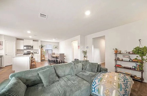 San Antonio House | Beautiful and quiet home in San Antonio