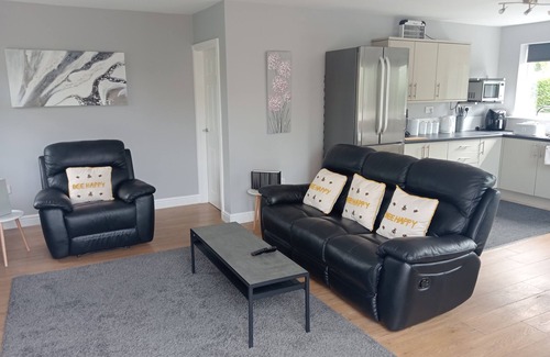 Acomb Apartment | Beautiful and secluded ,detached garden apartment
