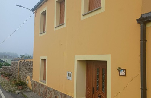 Figueras (Castropol) Cottage | Beautiful and spacious house in the rural area of Ribadeo-.