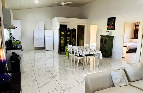 Port Vila Apartment | Beautiful and Spacious 3 bedroom apartment, 7 minutes drive from the city center