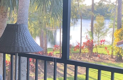 Naples Condo | Beautiful and Spacious Coach Home