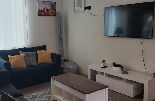 Canyon Trails House | Beautiful and Spacious 5-bedroom home in Goodyear, Az! right by the I-10 and 303