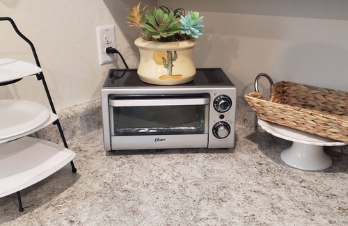 Canyon Trails House | Beautiful and Spacious 5-bedroom home in Goodyear, Az! right by the I-10 and 303