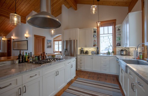 Indian Trails House | Beautiful and Spacious Private Home w Jackson Hole Property Management
