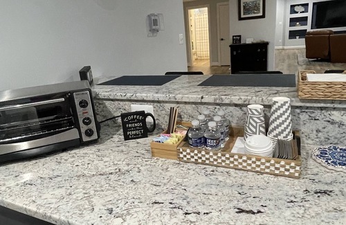 Cape Saint Claire Apartment | Beautiful Annapolis 3 Bedroom Basement Apartment, Super Clean, Super Spacious !