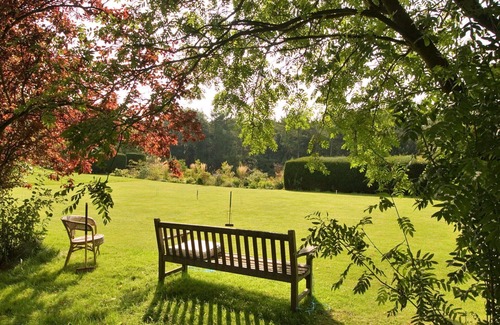 Carlton-in-Cleveland Apartment | Beautiful apartment for 2 people with WIFI, TV, terrace, pets allowed and parking