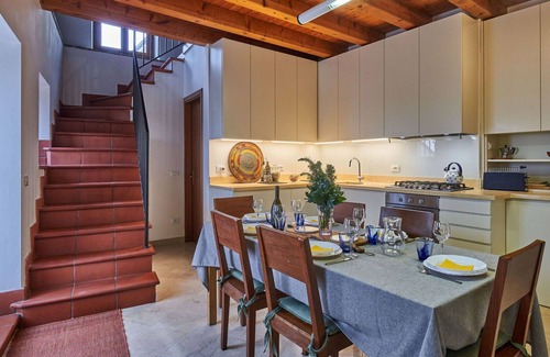 Caprino Veronese House | Beautiful apartment in villa for 8 people with WIFI, TV, patio and parking