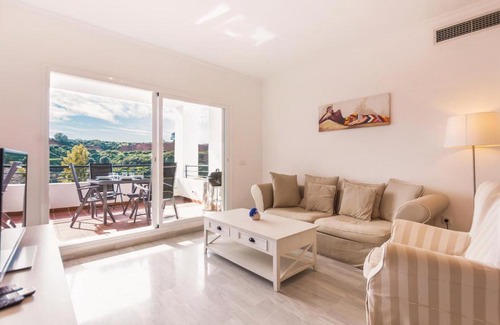 Alhaurin el Grande Apartment | Beautiful apartment in Alhaurin el Grande with 2 Bedrooms, WiFi and Outdoor swimming pool