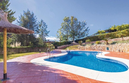 Alhaurin el Grande Apartment | Beautiful apartment in Alhaurin el Grande with 2 Bedrooms, WiFi and Outdoor swimming pool