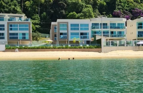 Mambucaba Apartment | Beautiful apartment in Angra facing the 🌊, on the sand with 2 bedrooms, new condominium