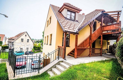 Cesky Krumlov Apartment | Beautiful apartment for 5 people with WIFI, patio and pets allowed